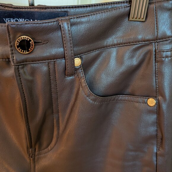 Faux Leather pants - Picture 1 of 4